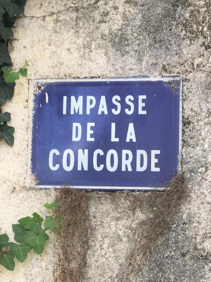 La Maisonnette De La Concorde Au Coeur De มอยส์ซัก ภายนอก รูปภาพ